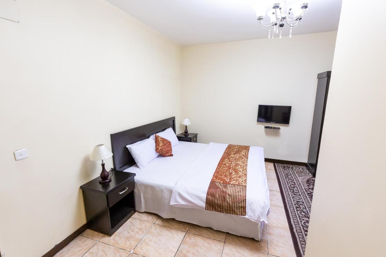 Al Eairy Furnished 2 Hotel 4*
